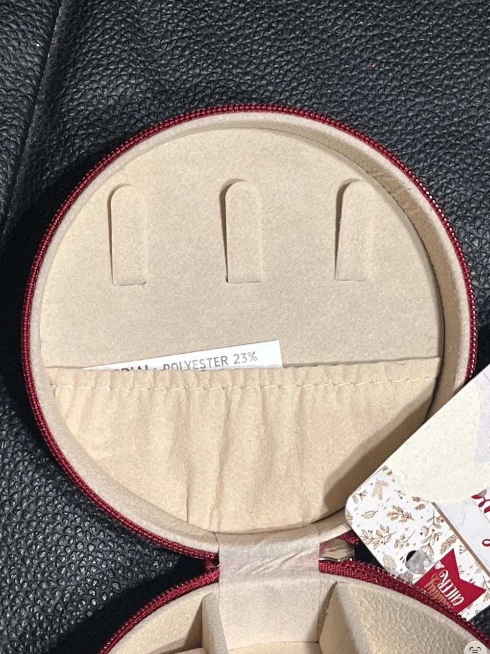 Red Round Jewelry Travel Case • NEW •